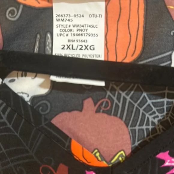 Peanuts Black and Orange Short Sleeve Tee with Halloween Print - Picture 3 of 4